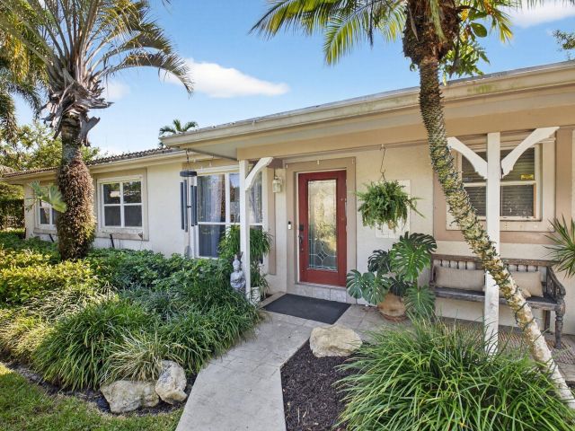 Продажа дома по адресу 118 NE 22nd Street - фото 6777565