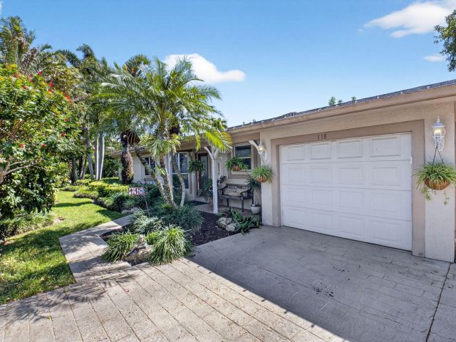 Продажа дома по адресу 118 NE 22nd Street - фото 6777567