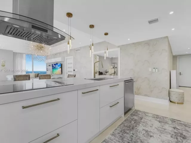 Продажа квартиры #3802 - фото 6700739