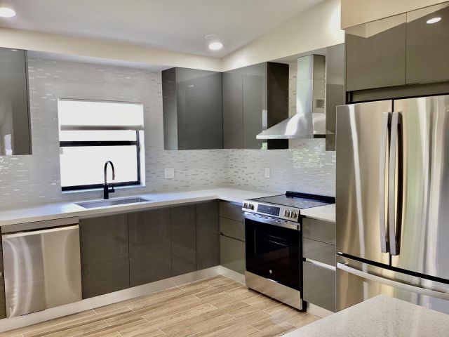 Дом в аренду по адресу 8895 Old Pine Road 4 - фото 6695462