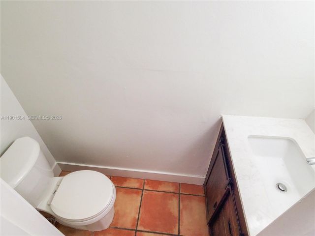 Дом в аренду по адресу 1901 NW S River Dr 61F - фото 7442560