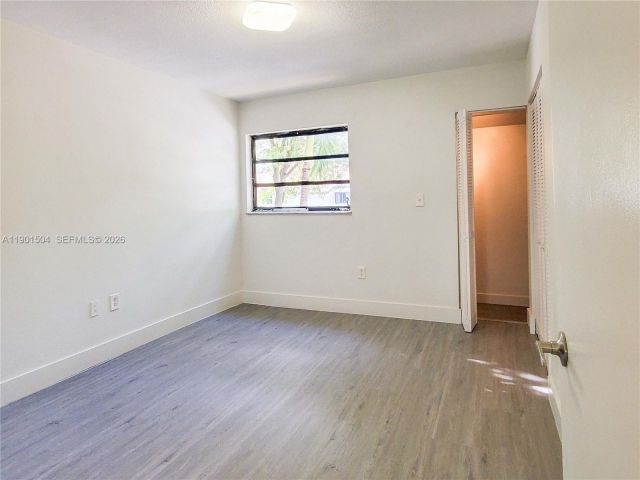 Дом в аренду по адресу 1901 NW S River Dr 61F - фото 7442570