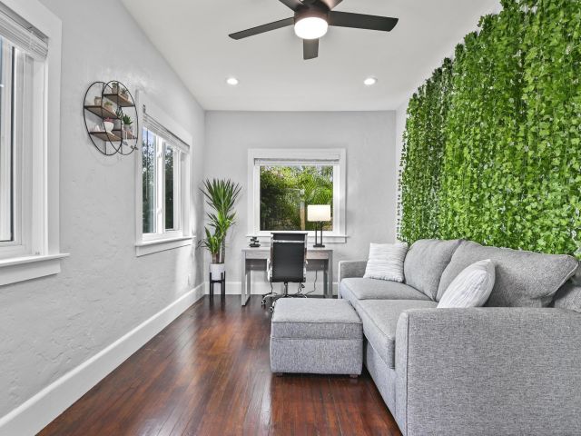 Продажа дома по адресу 424 Malverne Road - фото 6708359