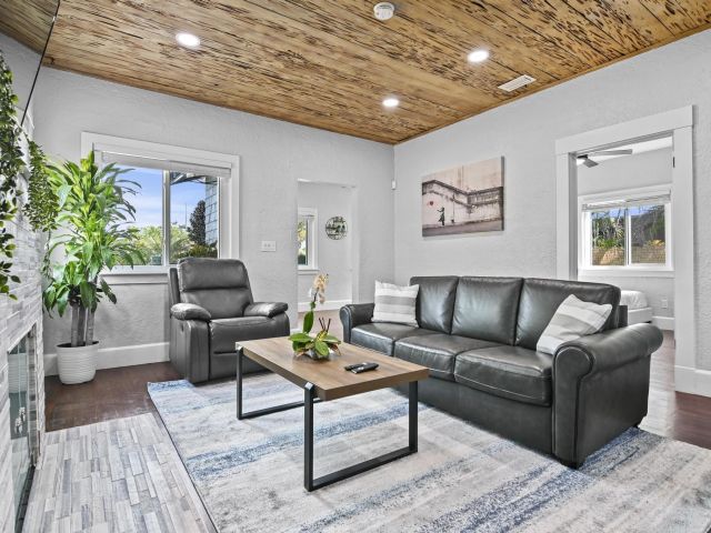 Продажа дома по адресу 424 Malverne Road - фото 6708360