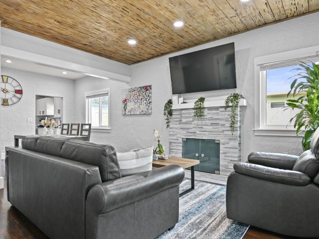 Продажа дома по адресу 424 Malverne Road - фото 6708361