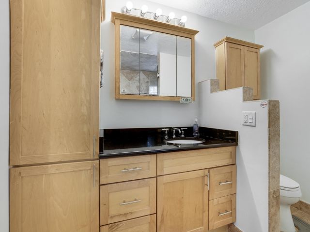 Продажа дома по адресу 22672 SW 54th Avenue - фото 6696941