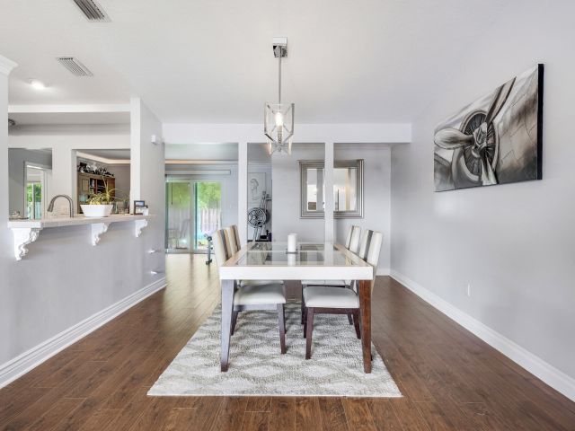 Продажа дома по адресу 22672 SW 54th Avenue - фото 6696955