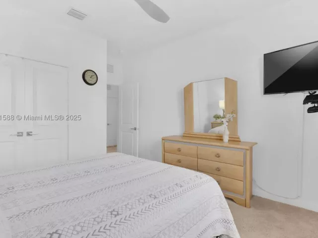 Продажа дома по адресу 856 SE 16th Ct - фото 9067191