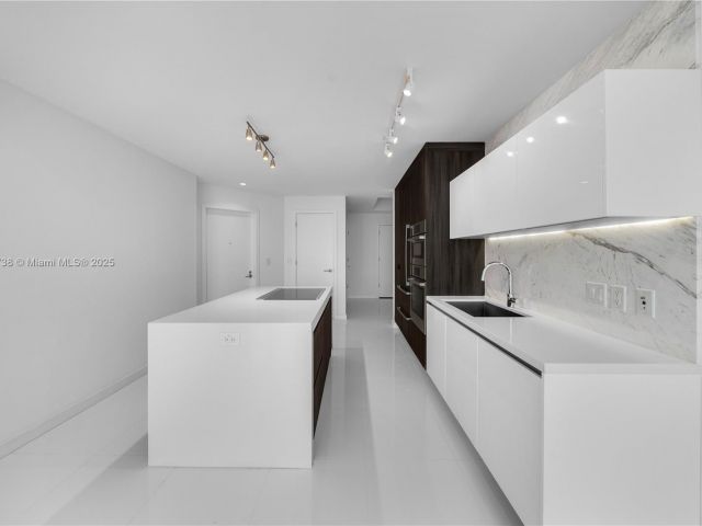 Продажа квартиры #2106 - фото 6695292