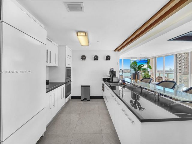 Квартира в аренду номер1001 - фото 6697581