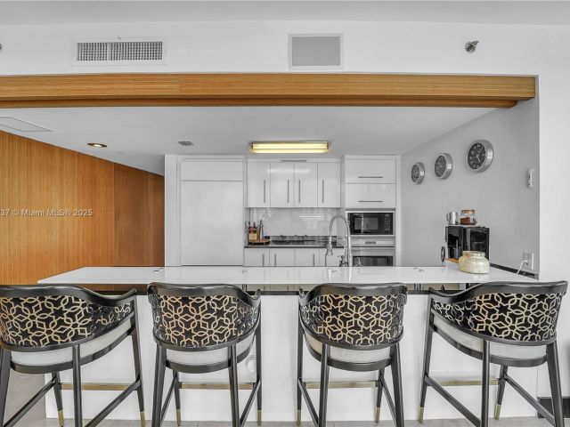 Квартира в аренду номер1001 - фото 6697583