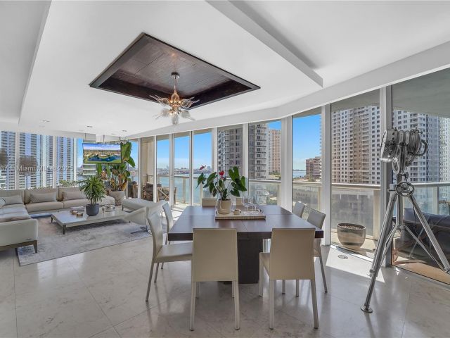 Квартира в аренду номер1001 - фото 6697590