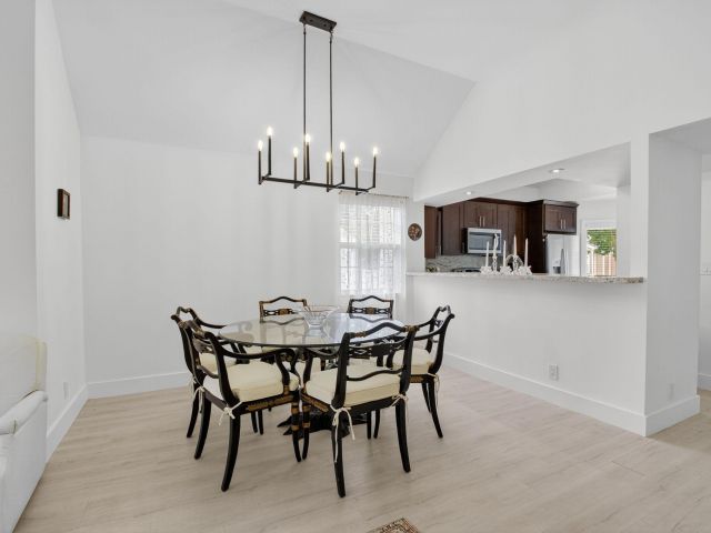 Дом в аренду по адресу 5328 Buckhead Circle 2020 - фото 6697737