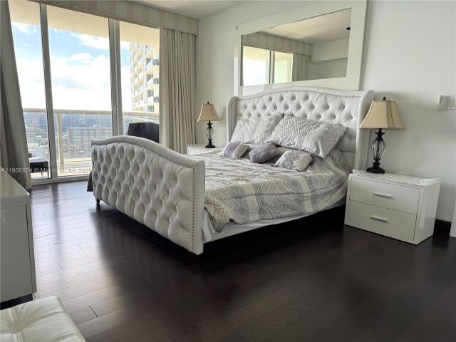 Продажа квартиры #3303 - фото 6698826