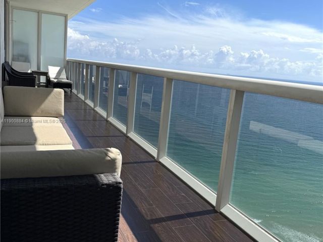 Продажа квартиры #3303 - фото 6698833