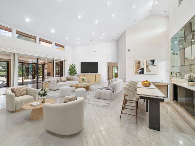 Продажа дома по адресу 4952 Bocaire Boulevard - фото 6697755