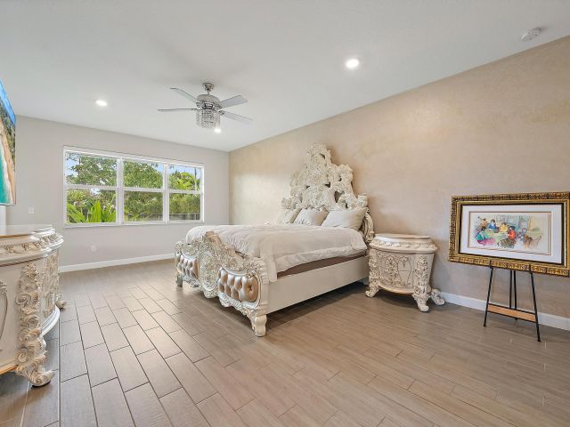 Продажа дома по адресу 10616 Starling Way - фото 6719589