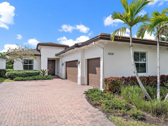 Продажа дома по адресу 10616 Starling Way - фото 6719603