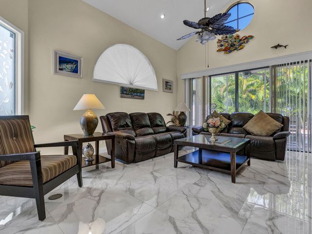 Продажа дома по адресу 341 Pelican Way - фото 6707897