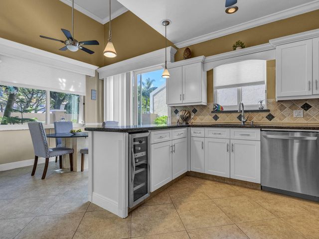 Продажа дома по адресу 341 Pelican Way - фото 6707904