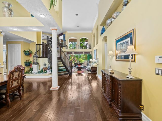 Продажа дома по адресу 21167 Falls Ridge Way - фото 6699853