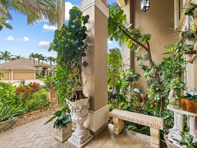 Продажа дома по адресу 21167 Falls Ridge Way - фото 6699855