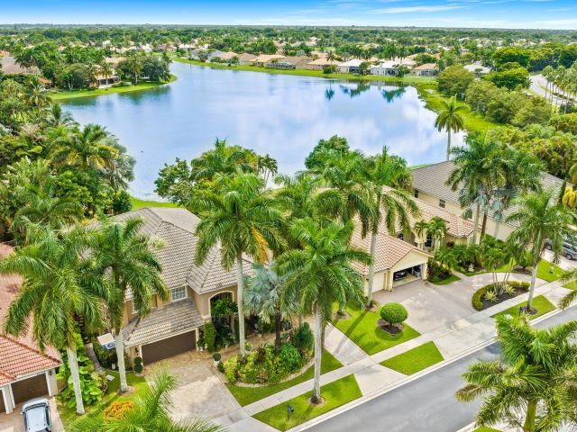 Продажа дома по адресу 21167 Falls Ridge Way - фото 6699860