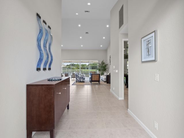 Продажа дома по адресу 10670 Stonebridge Boulevard - фото 6707168