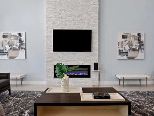 Дом в аренду по адресу 17371 Bridleway Trail - фото 6702473