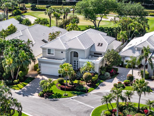Дом в аренду по адресу 17371 Bridleway Trail - фото 6702480