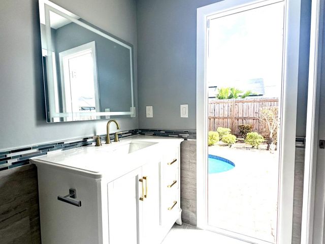 Дом в аренду по адресу 22518 Grouper Court - фото 6699866