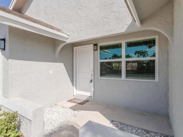 Дом в аренду по адресу 22518 Grouper Court - фото 6699880