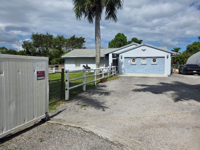 Продажа дома по адресу 13997 76th Road N - фото 6708351