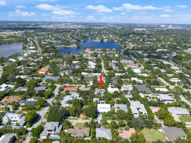 Продажа дома по адресу 310 NW 18th Street - фото 6707816