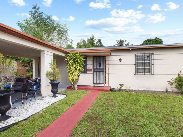 Продажа дома по адресу 431 NW 116th St - фото 7446205