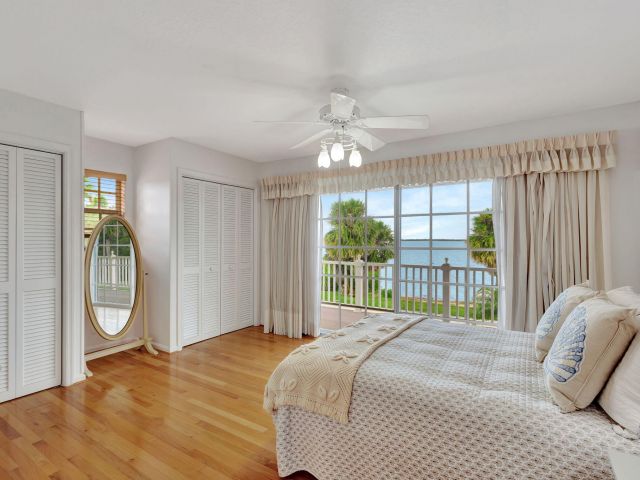 Продажа дома по адресу 1141 Pine Point Road - фото 6698579