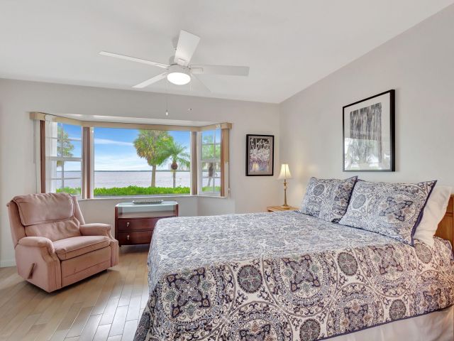 Продажа дома по адресу 1141 Pine Point Road - фото 6698581