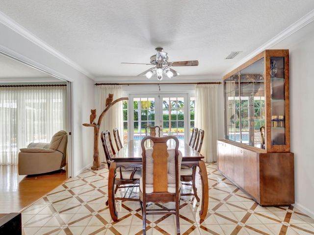 Продажа дома по адресу 1141 Pine Point Road - фото 6698589