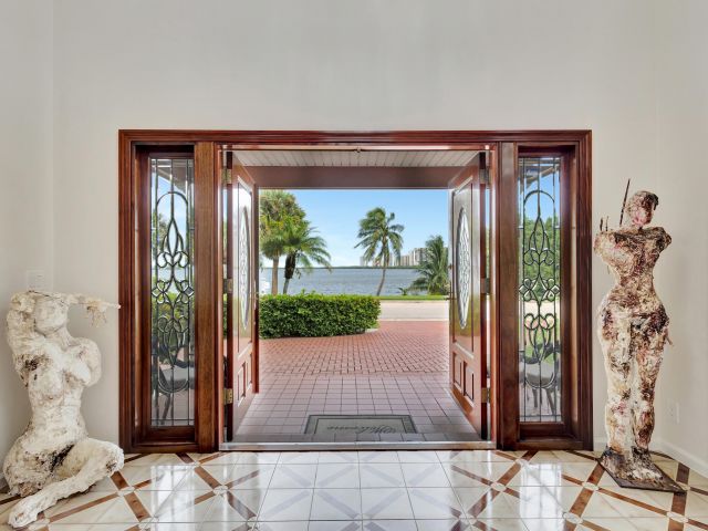 Продажа дома по адресу 1141 Pine Point Road - фото 6698595