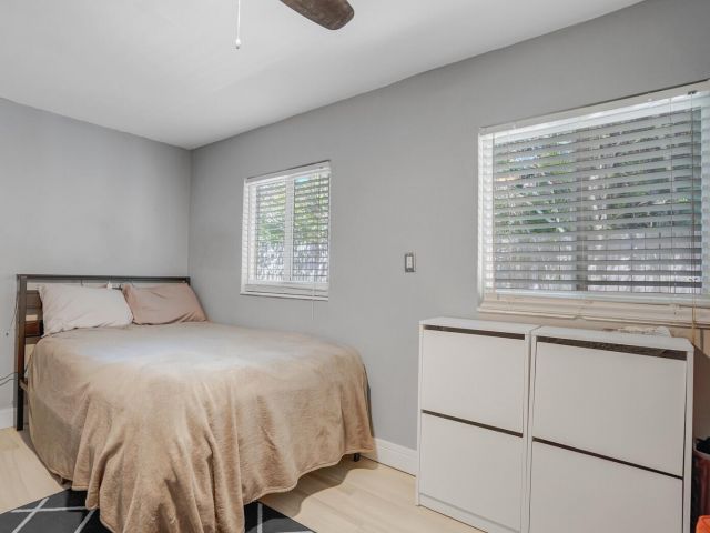 Продажа дома по адресу 3098 NE 5th Avenue - фото 6701620