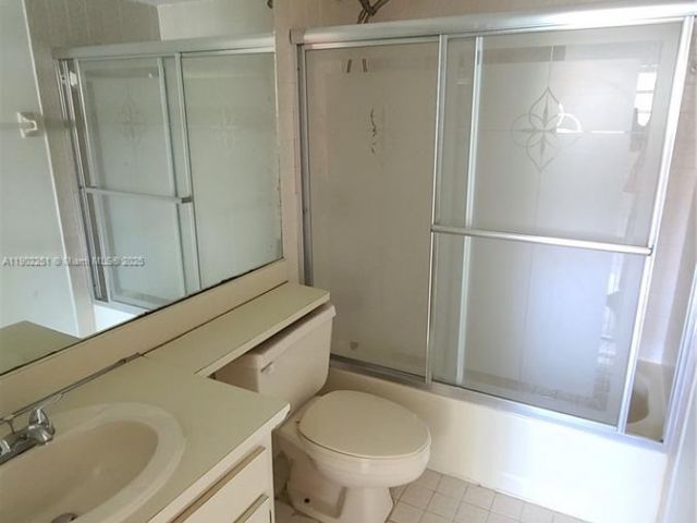 Дом в аренду по адресу 13458 SW 62nd St Q105 - фото 7444166