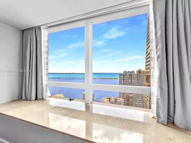 Продажа квартиры #3603 - фото 6700705