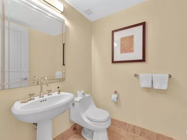 Продажа квартиры #3603 - фото 6700709