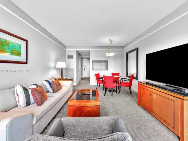 Продажа квартиры #3603 - фото 6700711