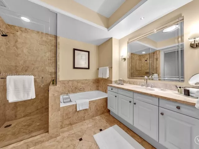 Продажа квартиры #3603 - фото 6700702