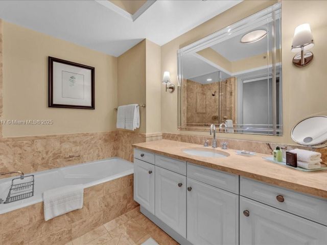 Продажа квартиры #3603 - фото 6700701