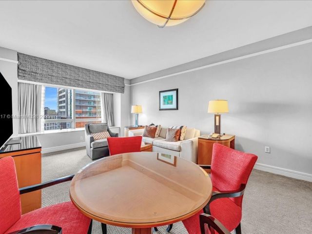 Продажа квартиры #3603 - фото 6700714