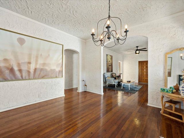 Продажа дома по адресу 511 Upland Road - фото 6722106