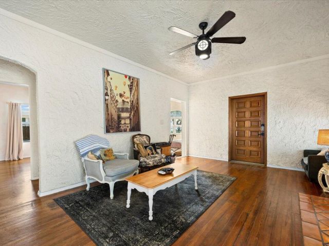 Продажа дома по адресу 511 Upland Road - фото 6722109