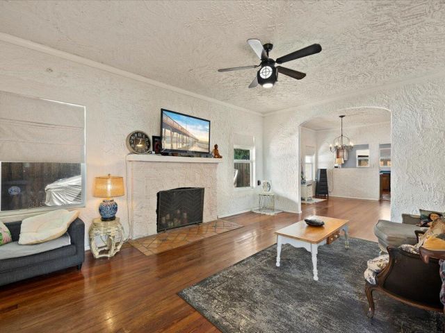 Продажа дома по адресу 511 Upland Road - фото 6722110